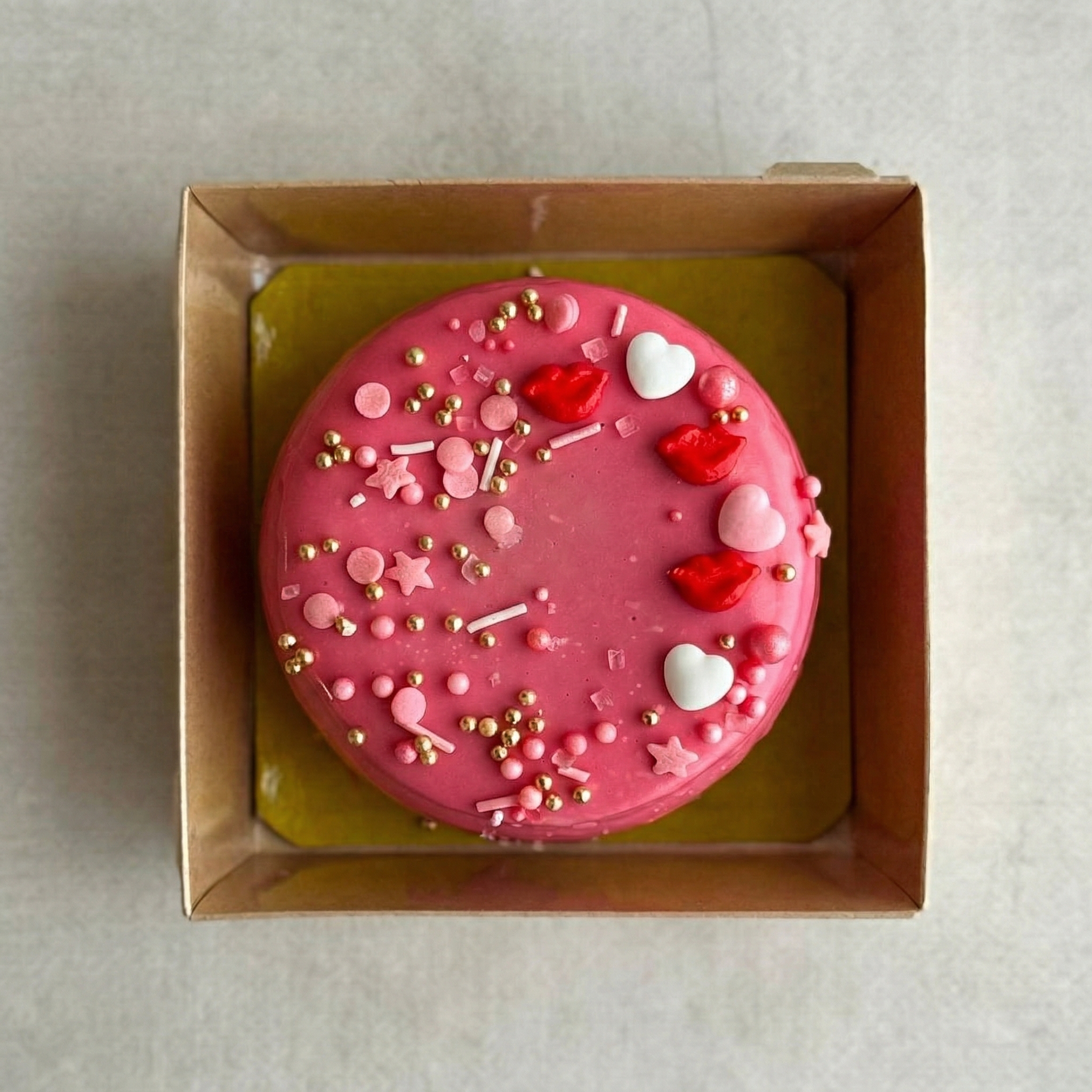 Бенто-торт ЧК брауни с карамелью (день влюблённых, 8 марта) в индивид.упаковке.  изображение 3