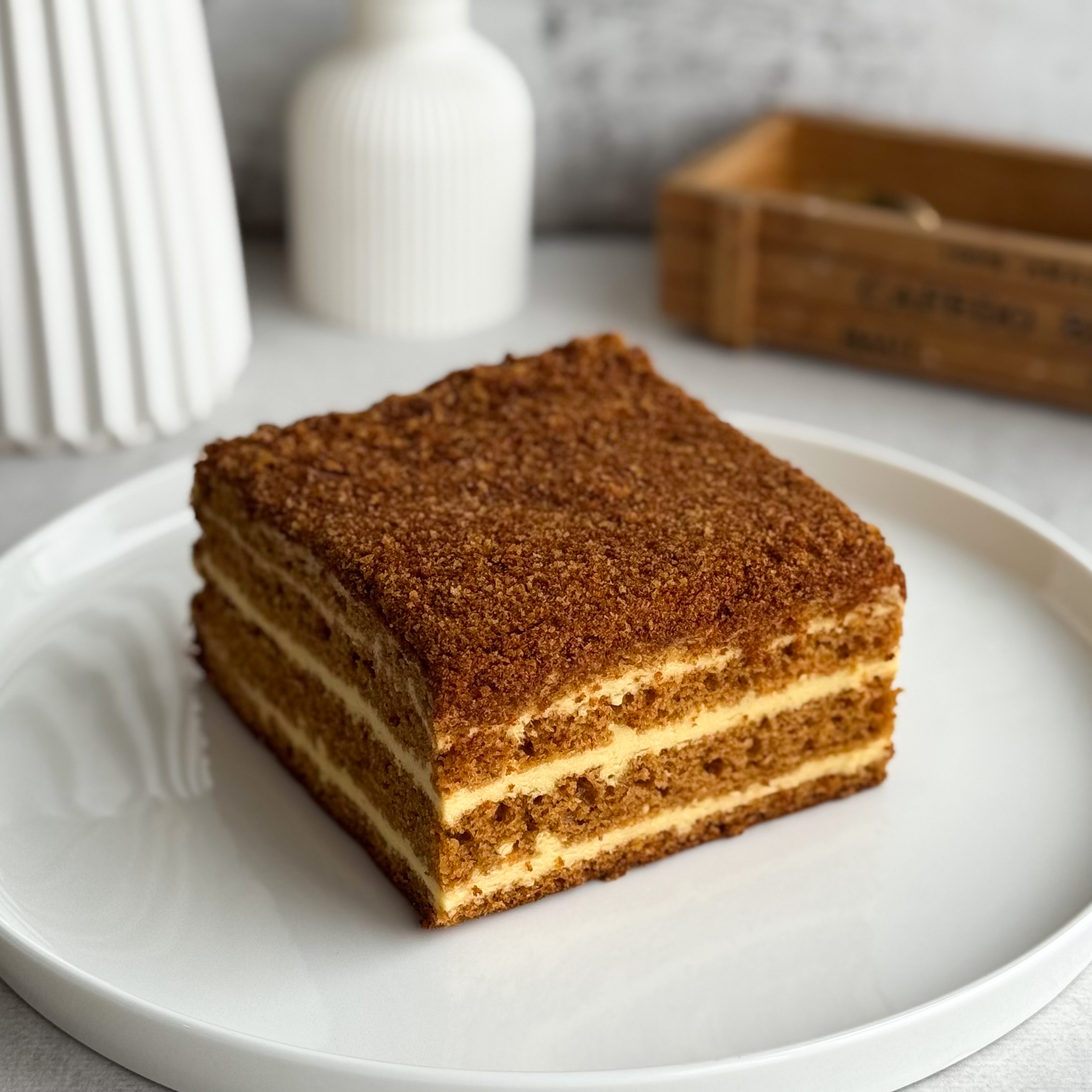 Классический медовик с традиционным вкусом в формате бенто в индивид.упаковке изображение 1