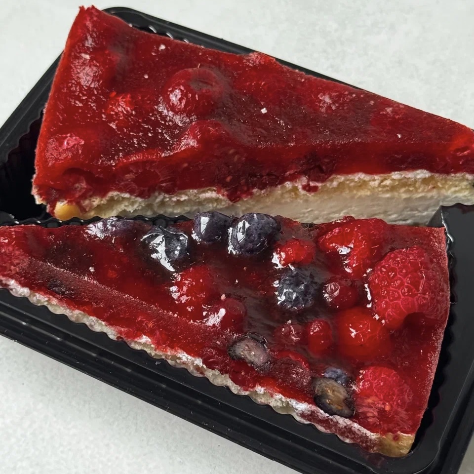 Чизкейк Ассорти 2 вкуса 2 порции изображение 2