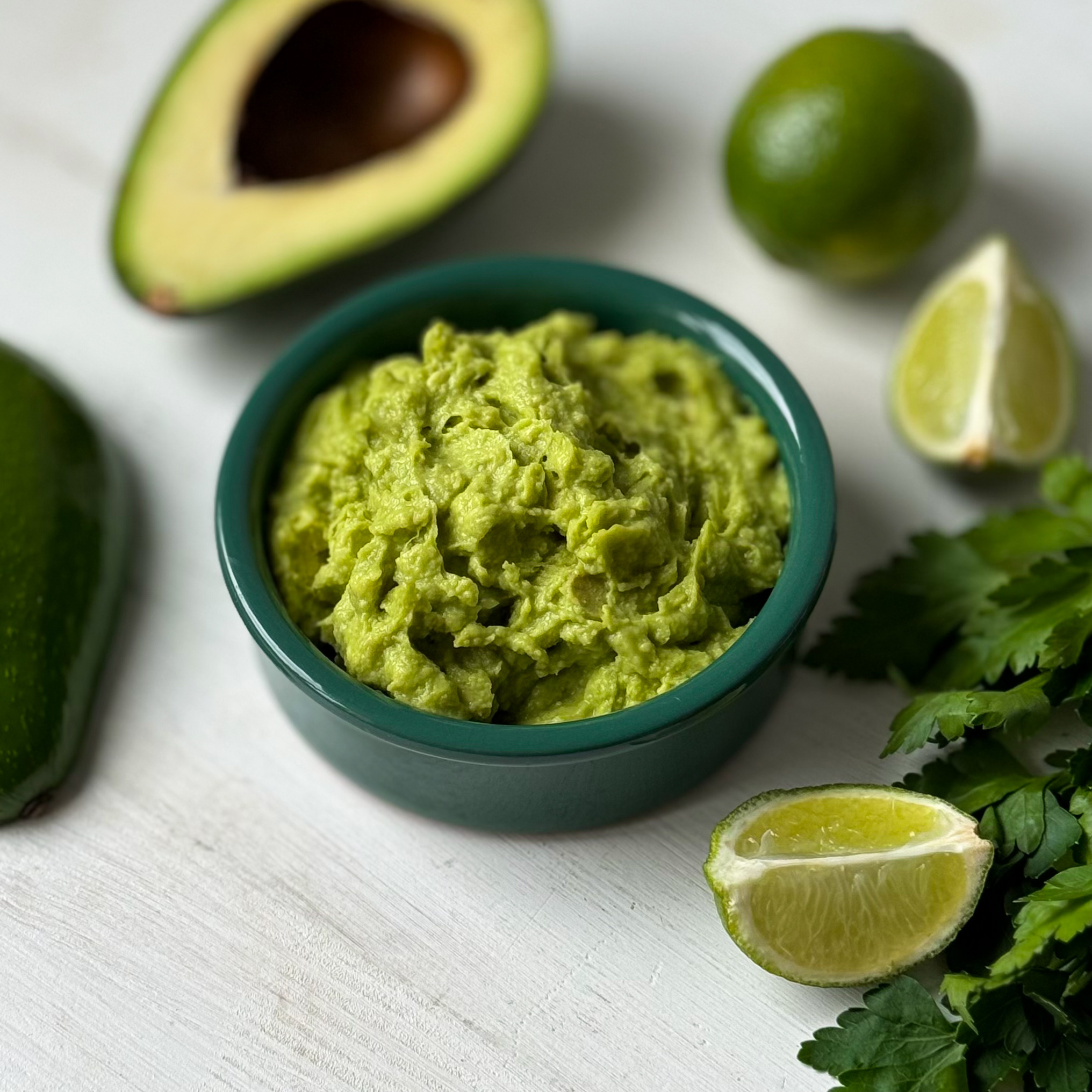 Пюрированная закуска из авокадо с черной кожей сорта HASS изображение 4