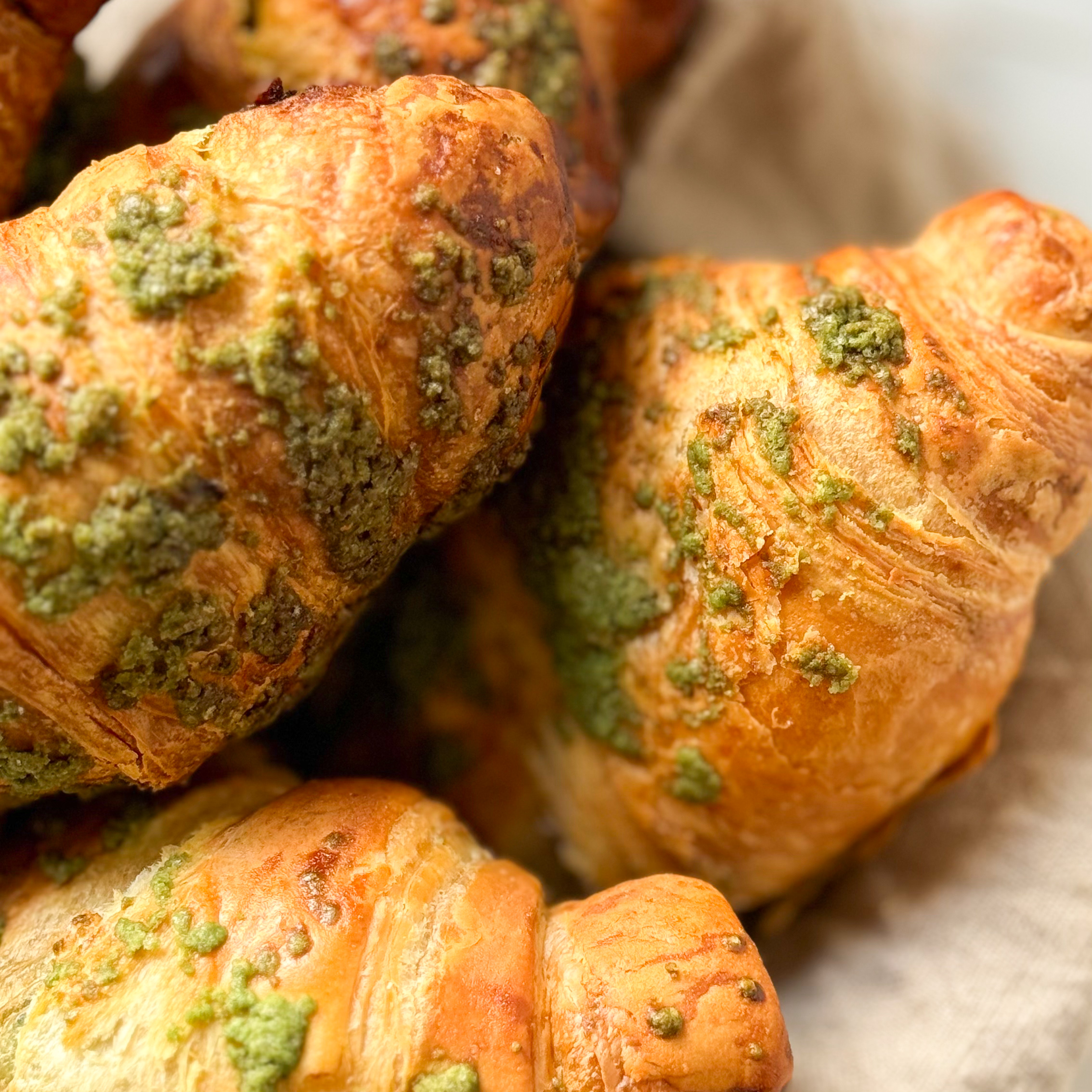 Круассан для выпекания с фисташковой начинкой изображение 8