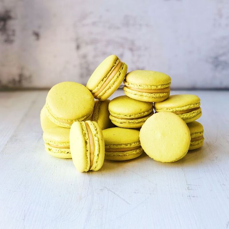 Французское миндальное лимонное печенье с начинкой.  изображение 1