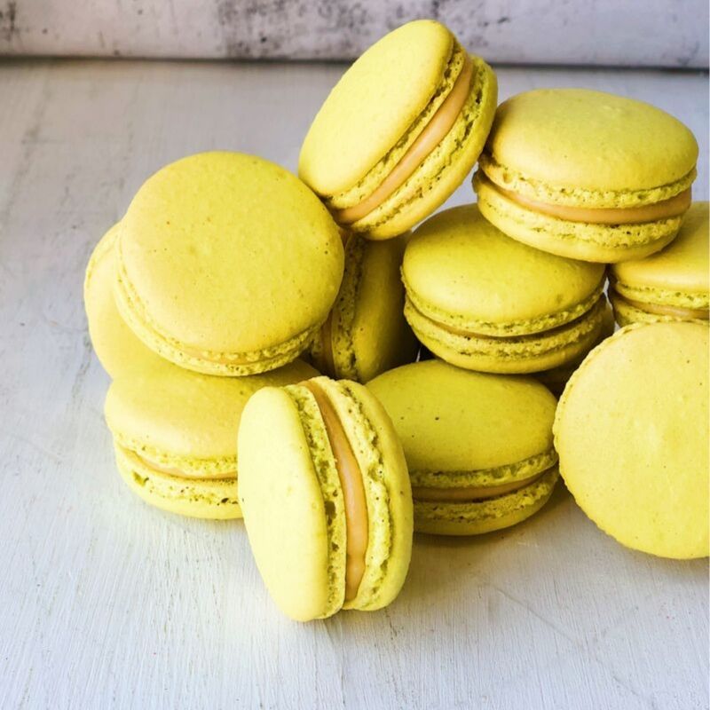 Французское миндальное лимонное печенье с начинкой.  изображение 2