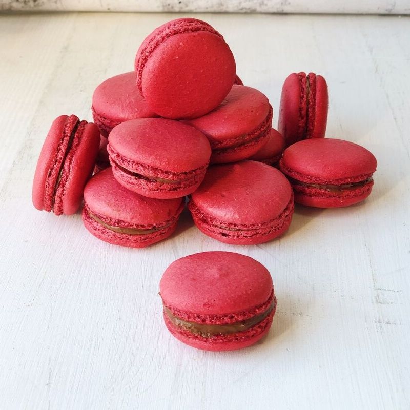 Миндальное вишневое печенье с шоколадной начинкой изображение 2