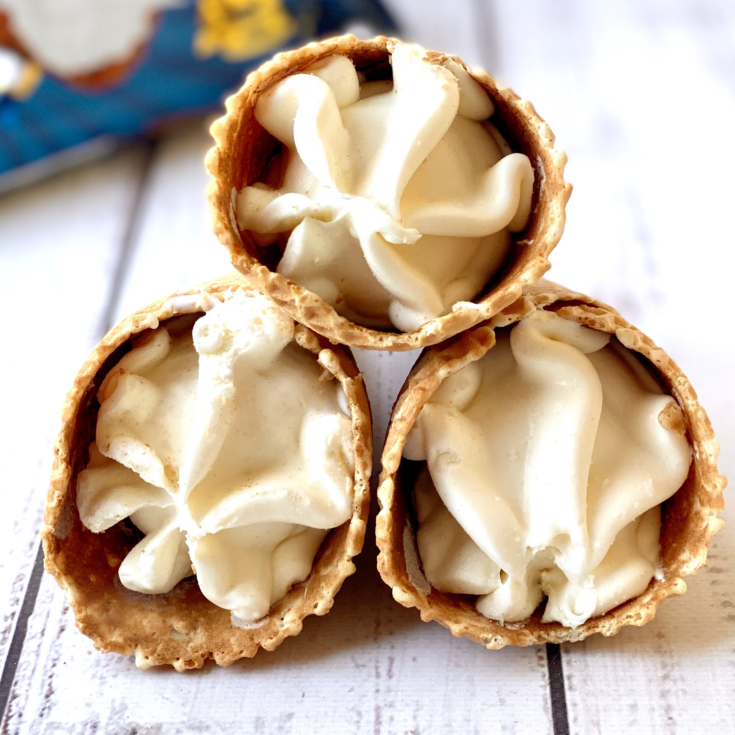 Мороженое «Гигантер» пломбир ванильный  в вафельном рожке  изображение 5