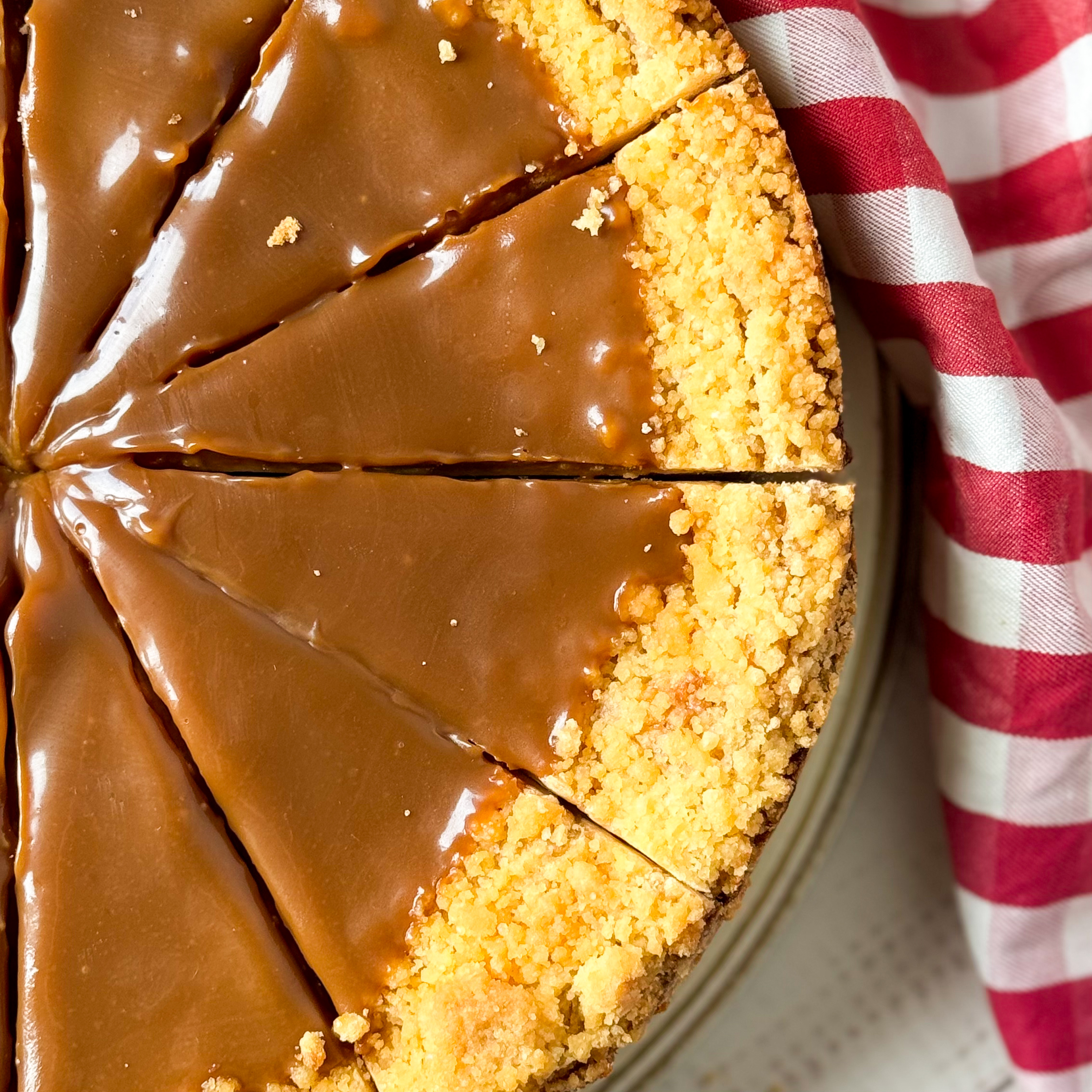 Пирог "Карамельно-яблочный" изображение 6