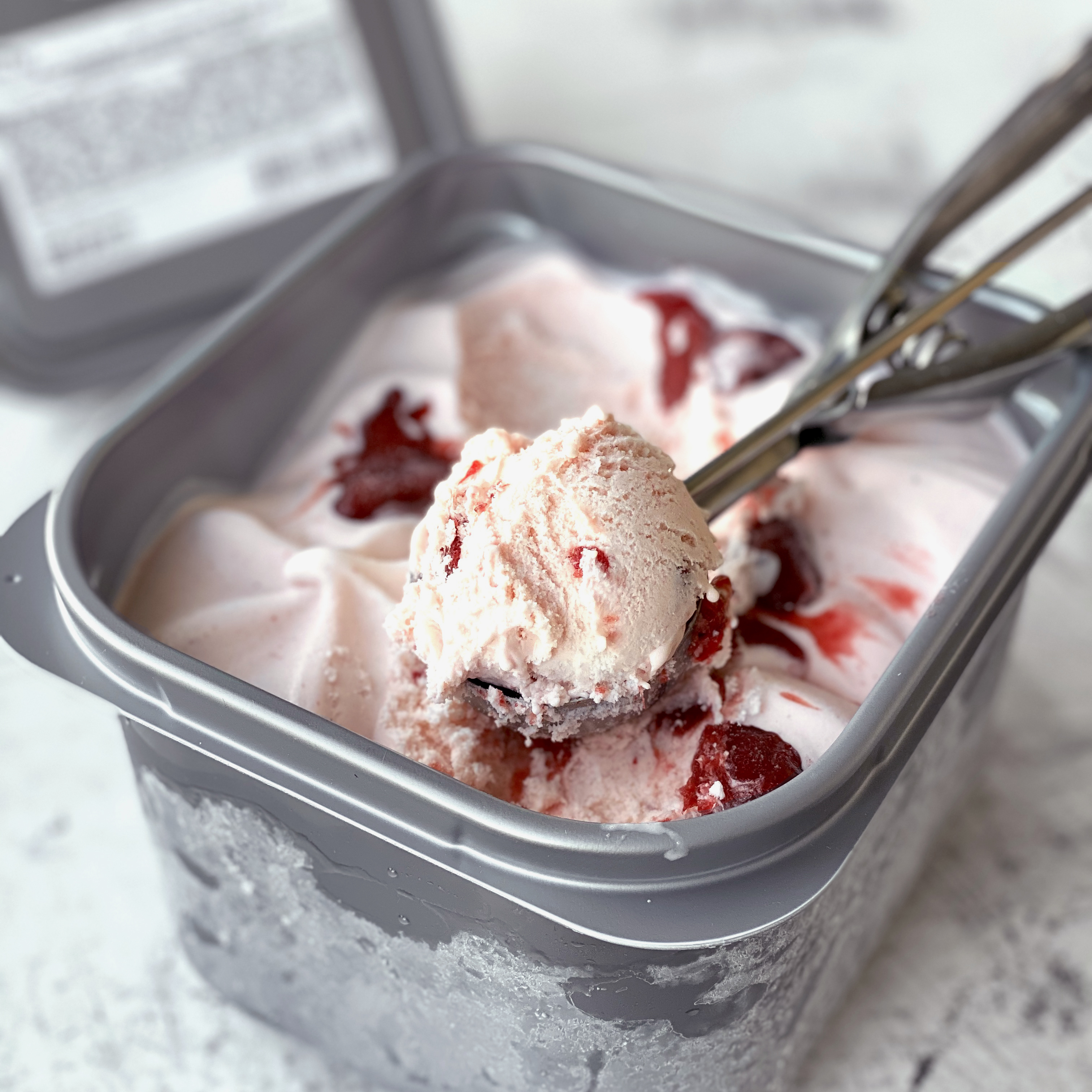 Пломбир Клубника со сливками 12% изображение 4