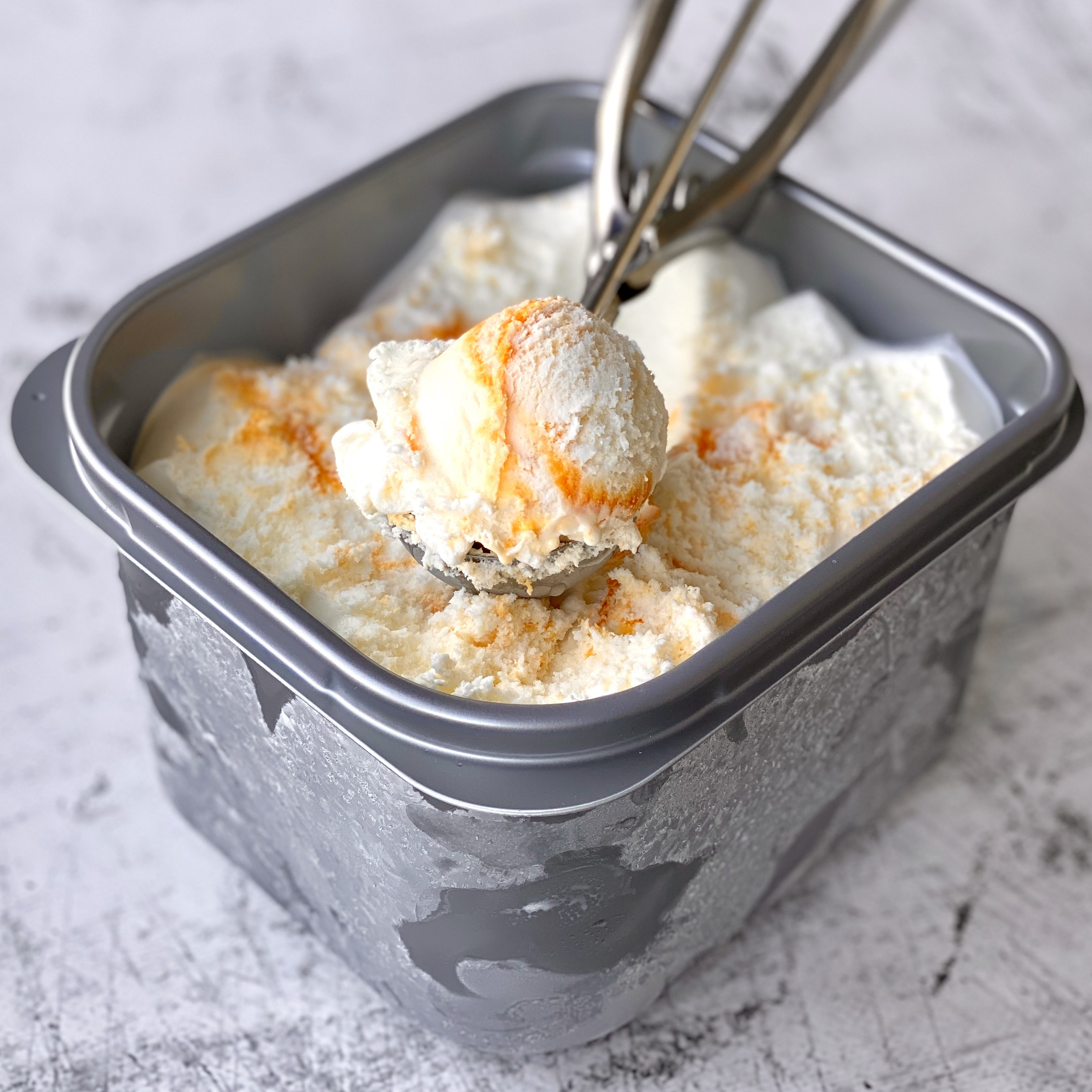 Пломбир с ароматом ванили и наполнителем "Манго" 12% изображение 3