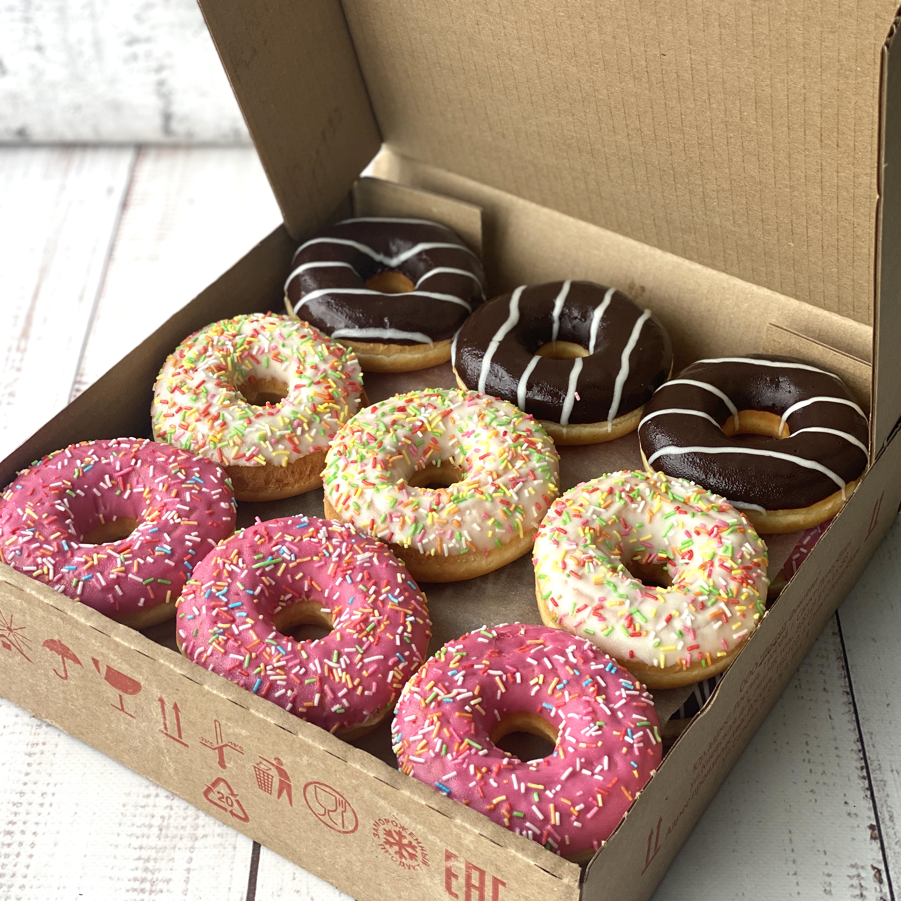 Ассорти пончиков 6 видов по 3 шт изображение 3