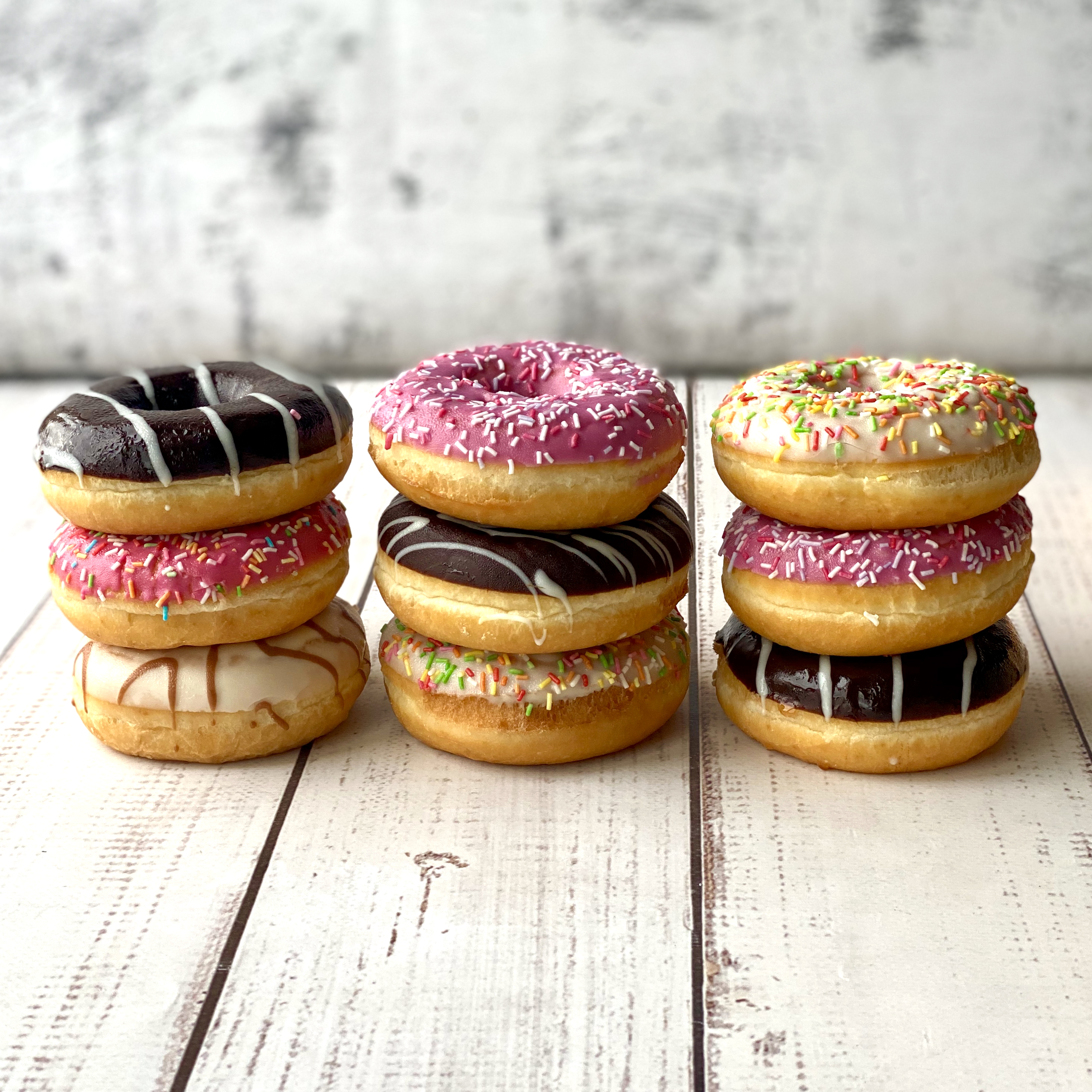 Ассорти пончиков 6 видов по 3 шт изображение 4