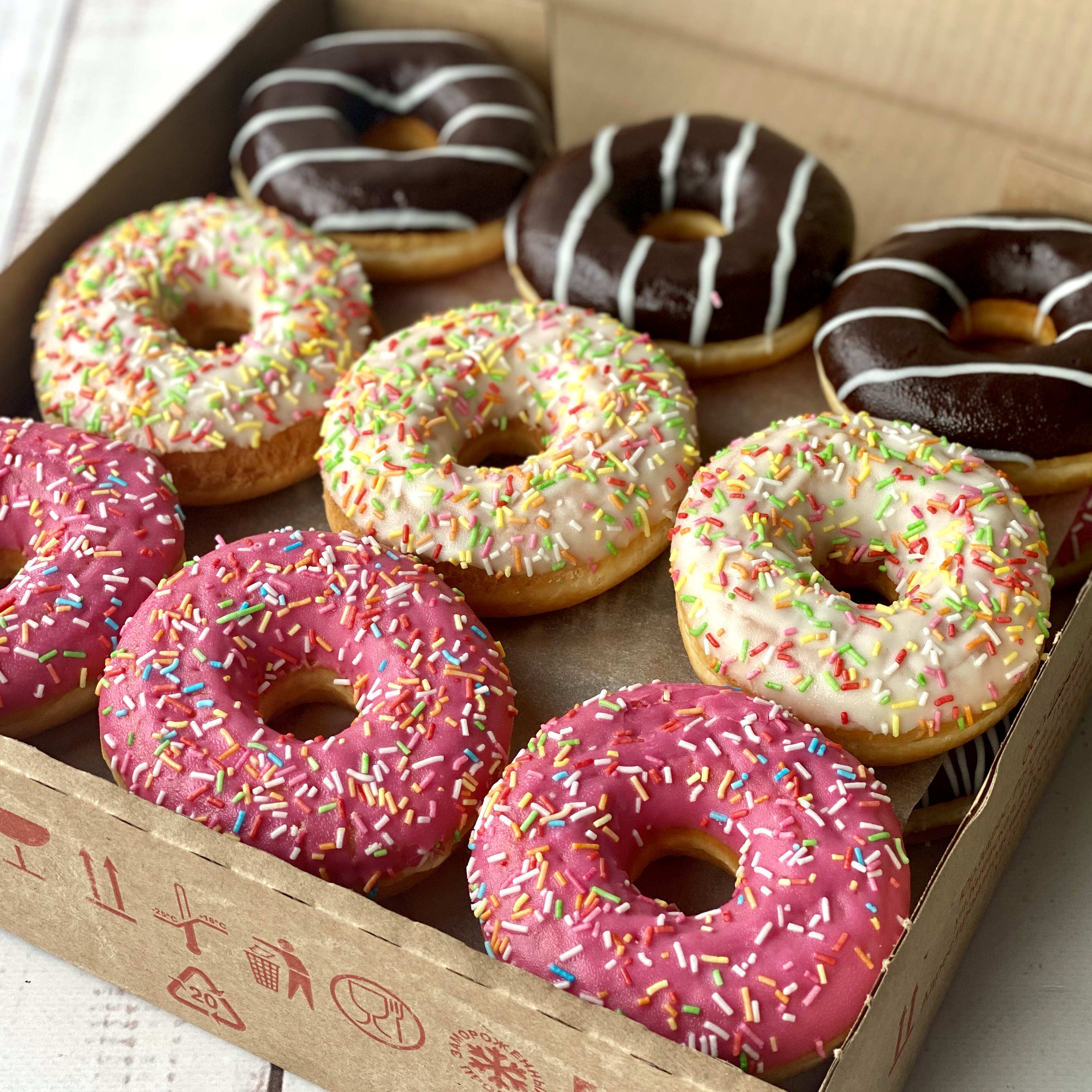 Ассорти пончиков 6 видов по 3 шт изображение 5