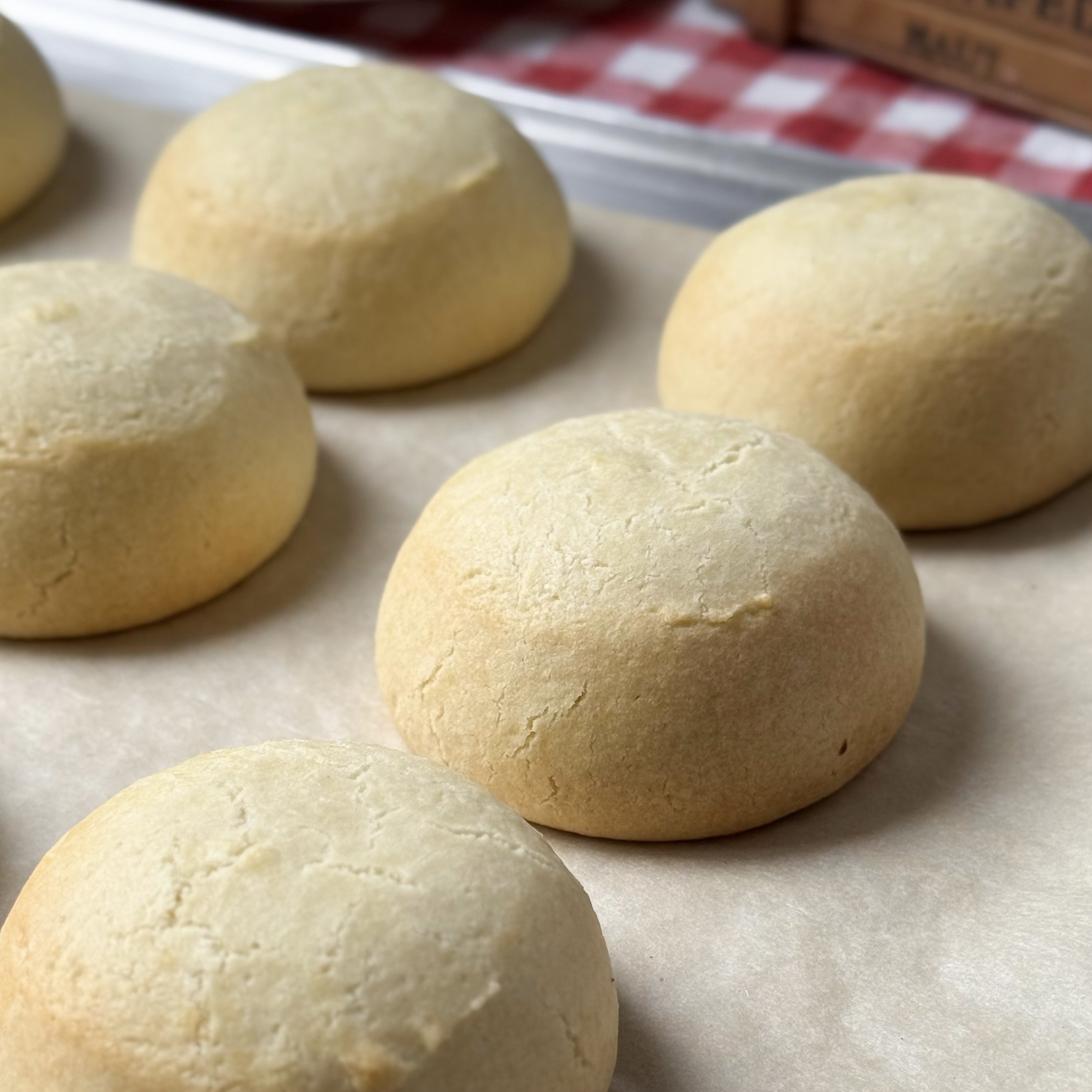 Идеальное сочетание нежного рассыпчатого теста и кремообразной творожной начинки.  изображение 3