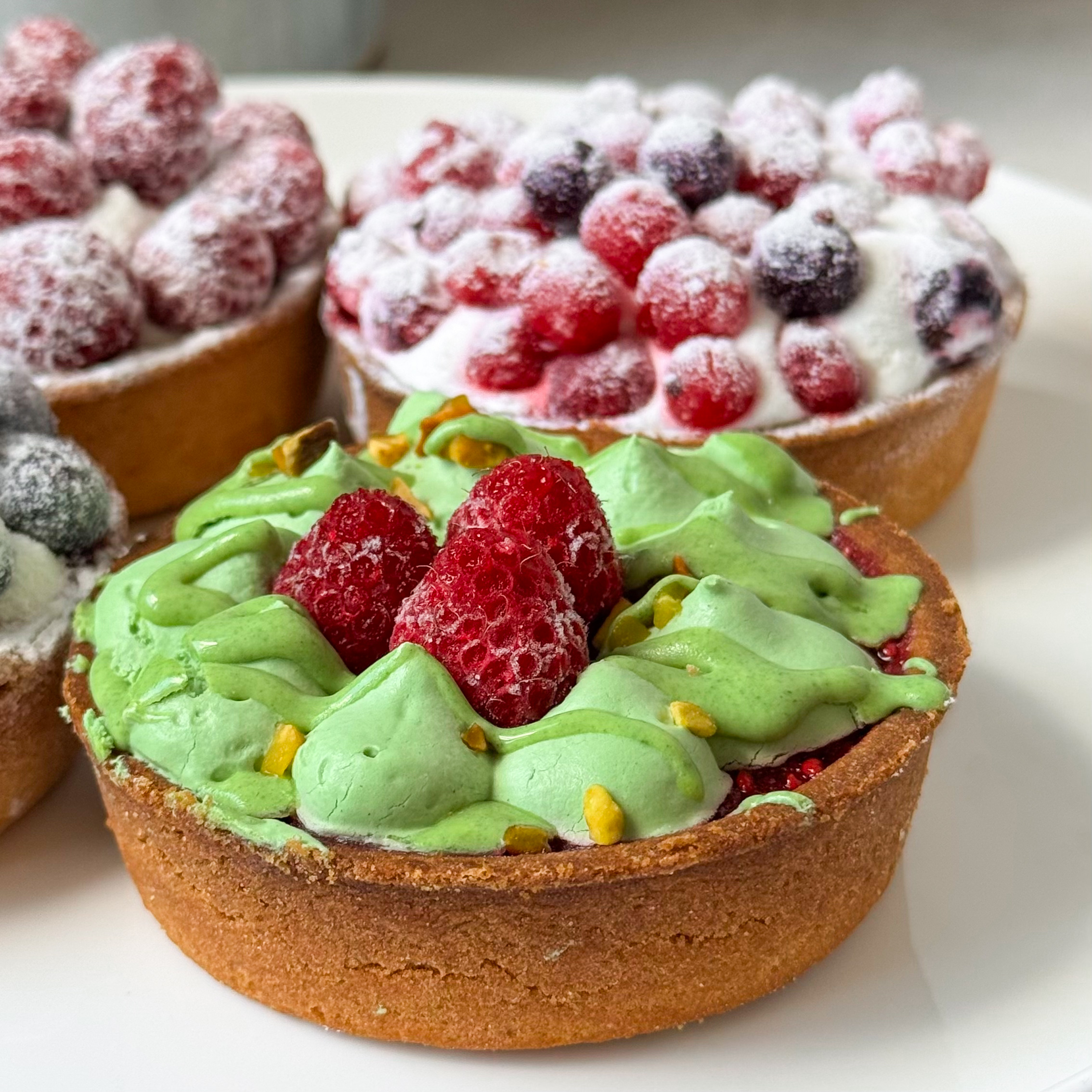 Тарталетка ассорти 4 порции: Тарталетка "Ягодная" смородиновая, Тарталетка Фисташковая, Тарталетка с голубикой, Тарталетка малиновая изображение 5