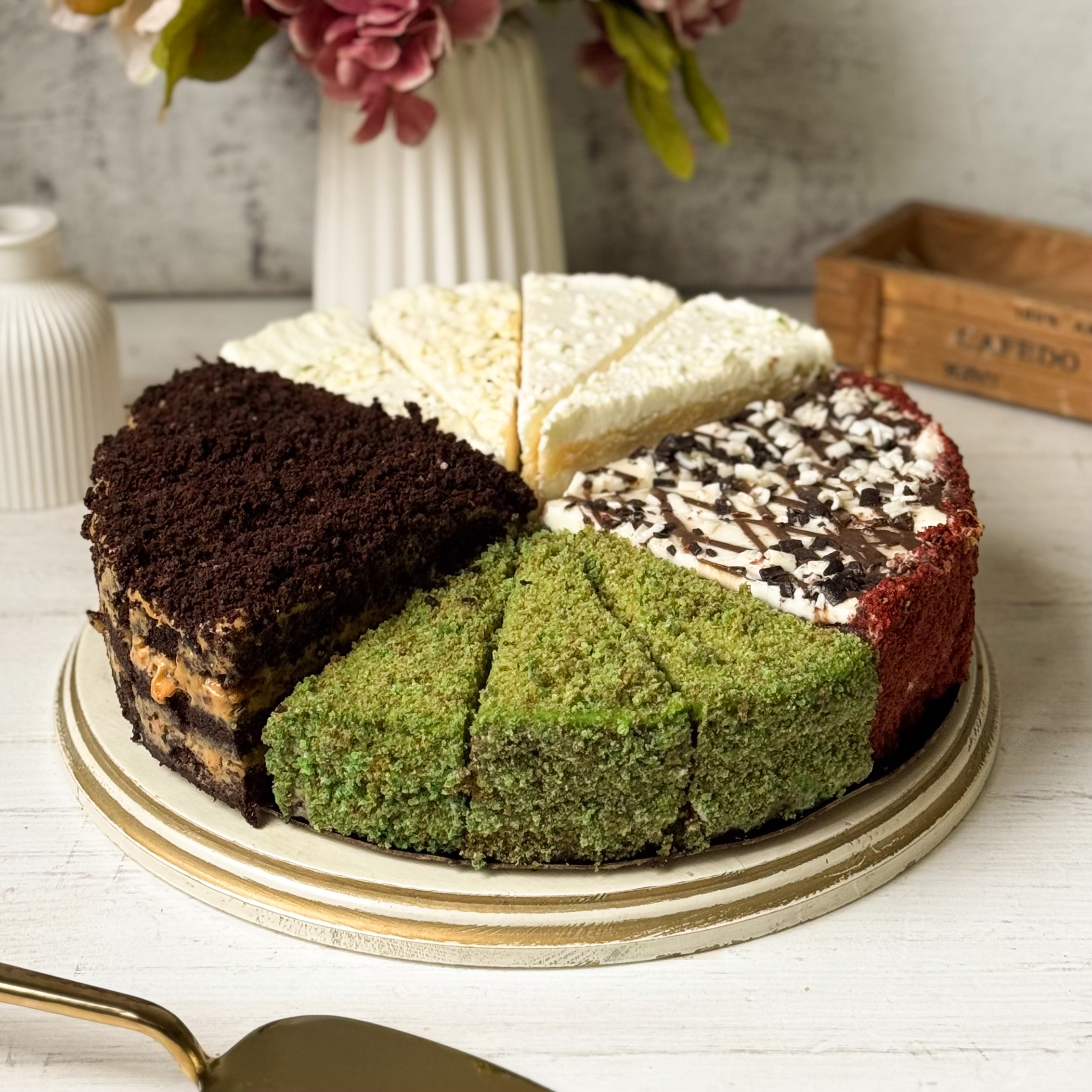 Ассорти из 4 видов тортов 14 порций изображение 2