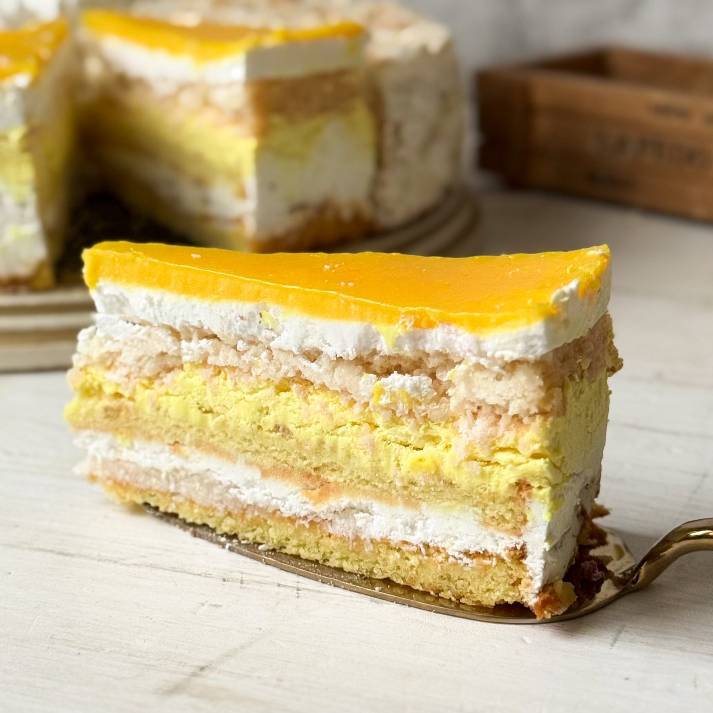 Ассорти из 4 видов тортов 14 порций изображение 2