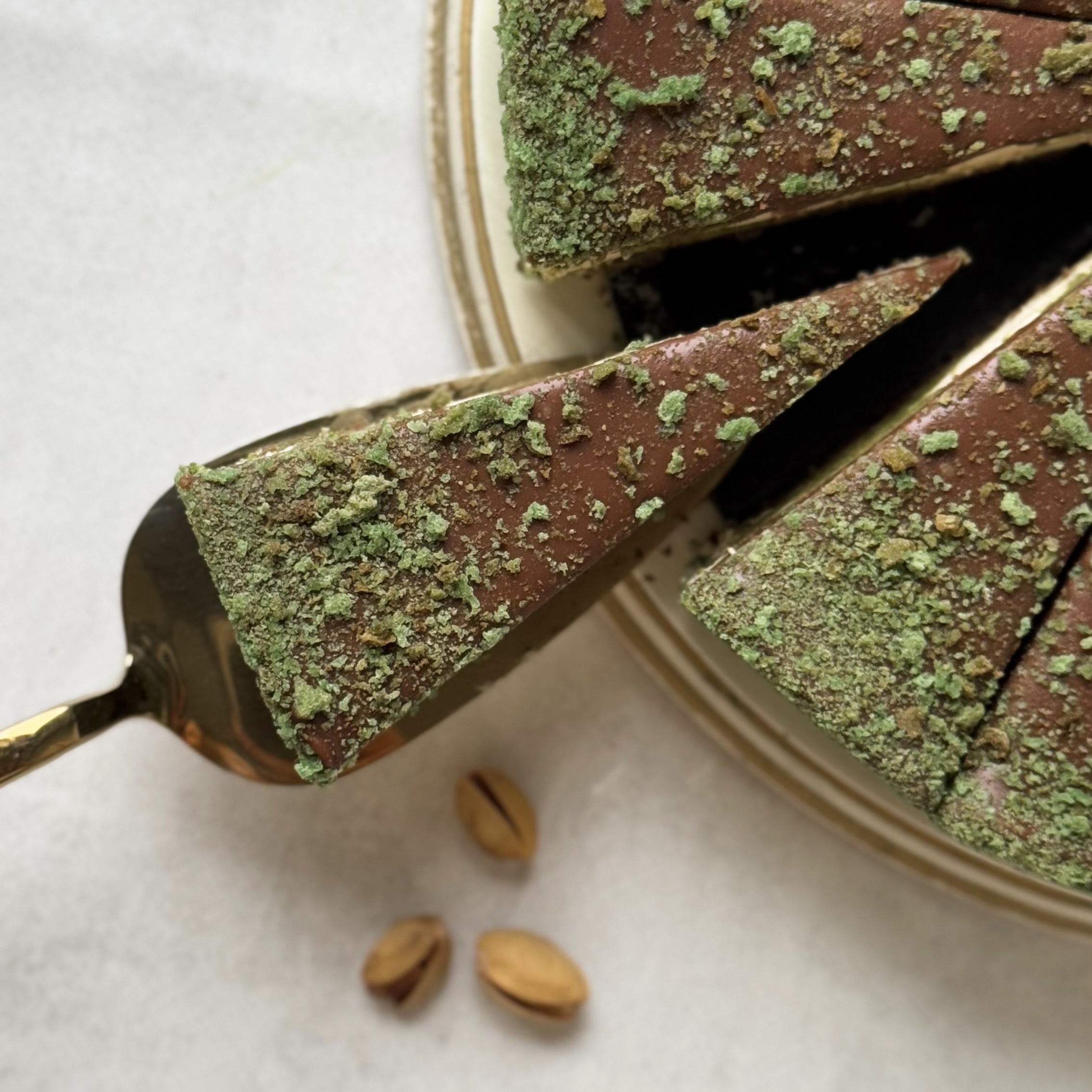 Торт "Дубайский шоколад" изображение 3