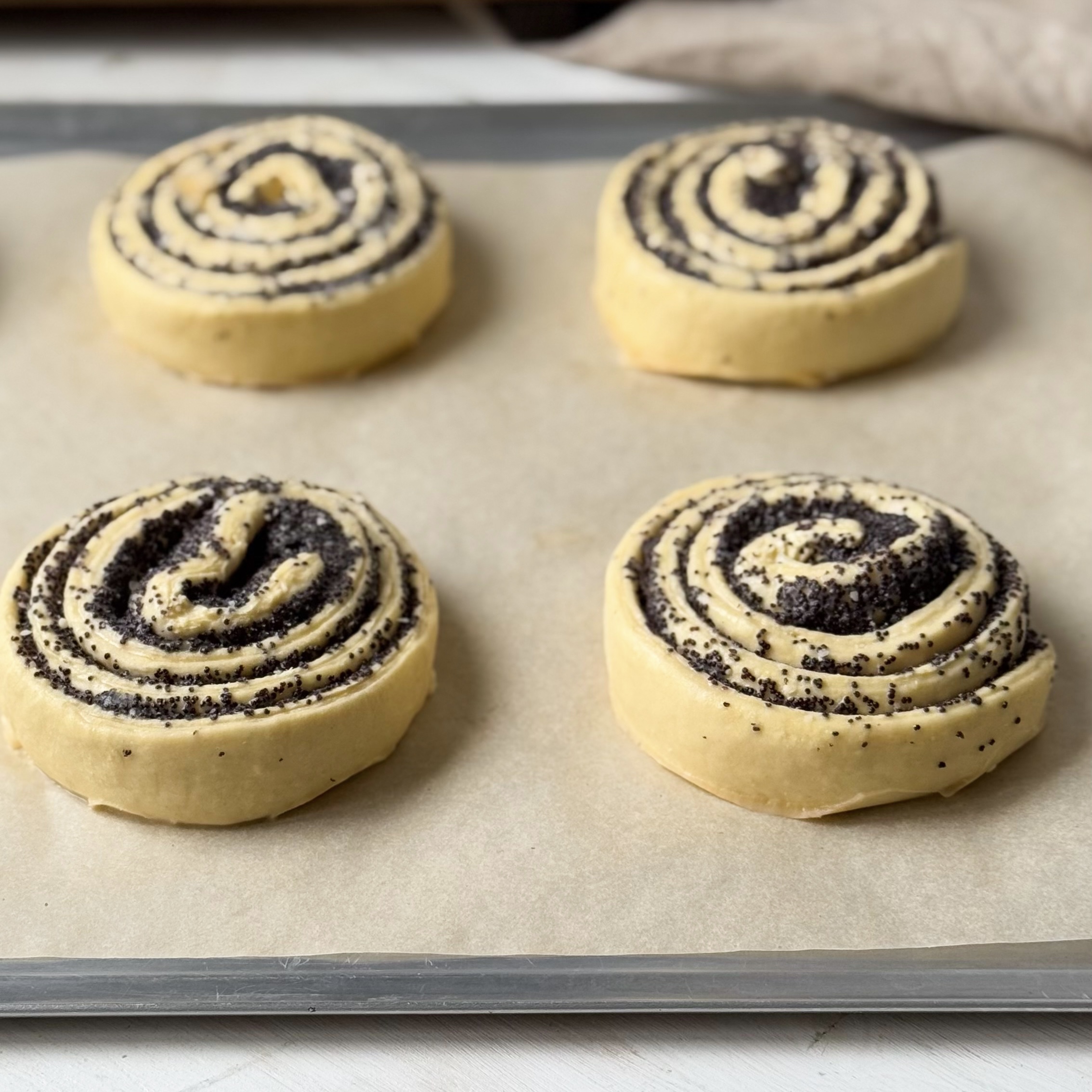 Улитка для выпекания с маком изображение 3