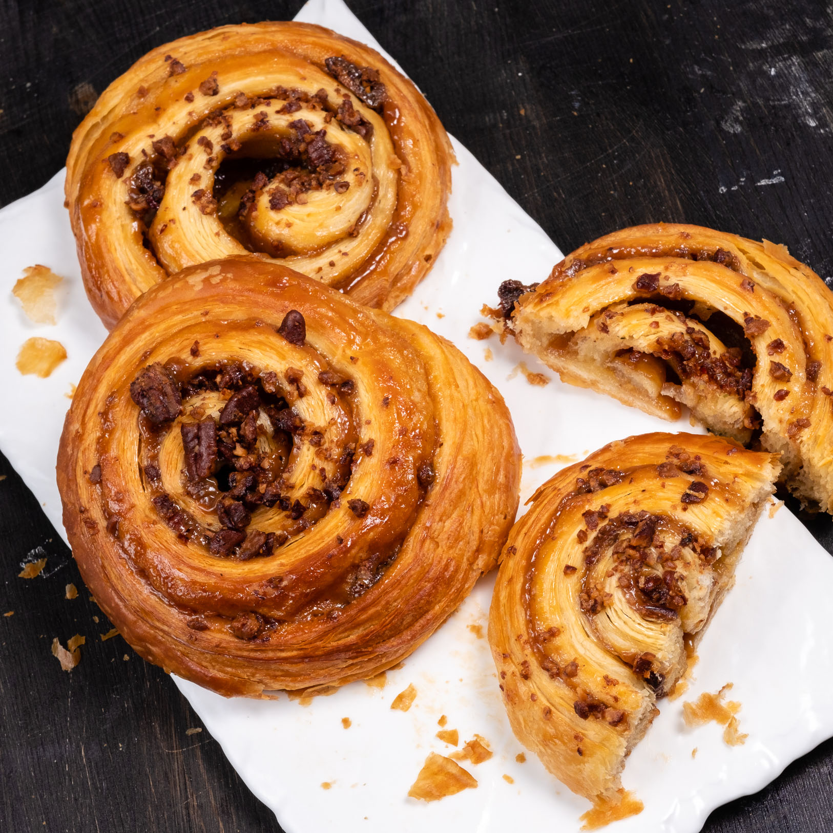 Улитка для выпекания с карамелью, корицей и грецким орехом изображение 2