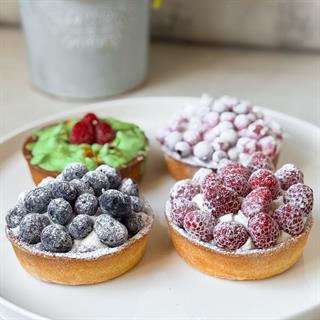 Тарталетка ассорти 4 порции: Тарталетка "Ягодная" смородиновая, Тарталетка Фисташковая, Тарталетка с голубикой, Тарталетка малиновая