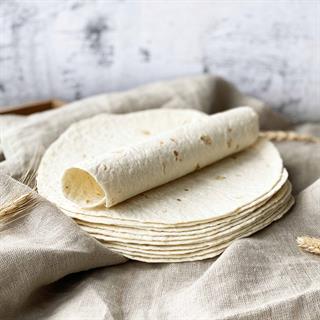 Традиционная лепёшка из пшеничной муки высшего сорта